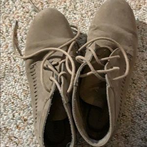 maurice’s size 5.5 shoes